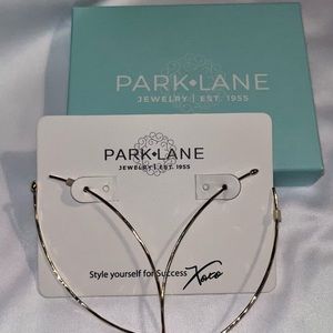 Park Lane Jewelry Twizzler Earrings Gold BN in box